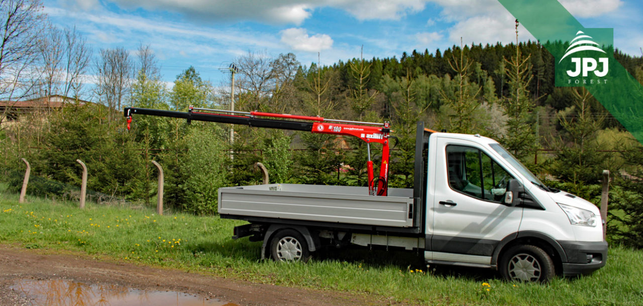 Hydraulická ruka na nákladní auto