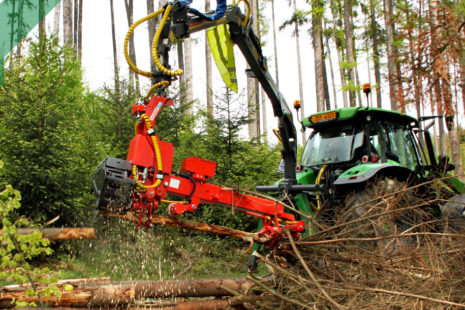 Harvestorové kácecí hlavice