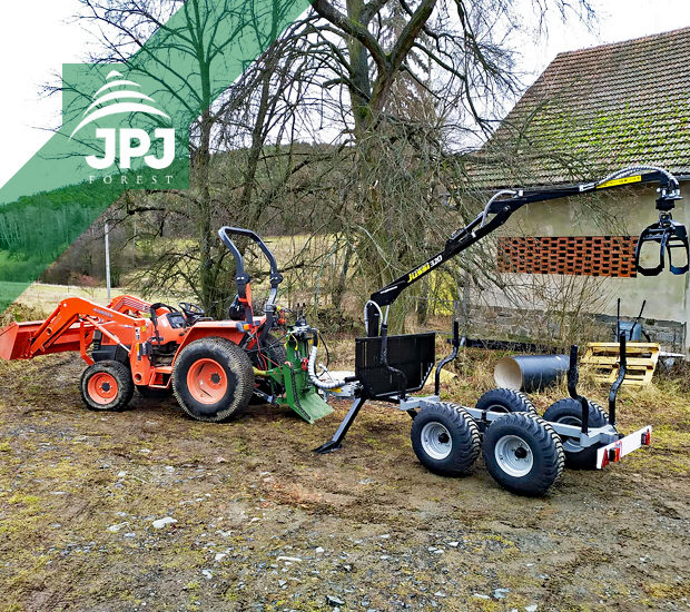 Malotraktor Kubota a vyvážečka Vahva Jussi 2000+_320