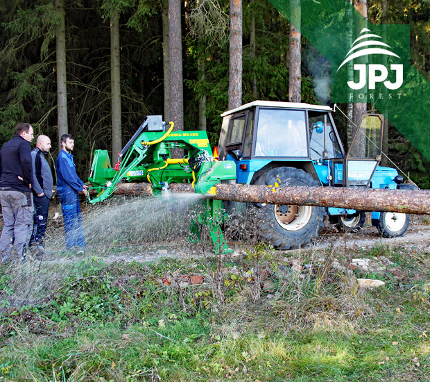 Nesený traktorový procesor FARMA-N (Niab)