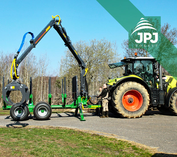 Traktor Claas a vyvážečka FARMA CT 7-10