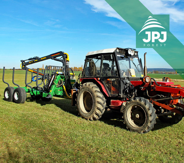 Traktor ZETOR a vyvážecí vlek Farma CT 6,3-9