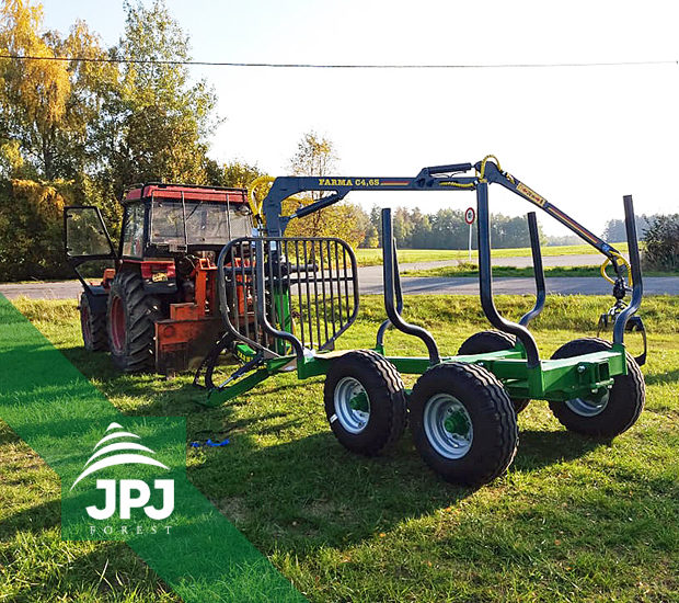 Traktor a vyvážečka FARMA CT 4,6-7S