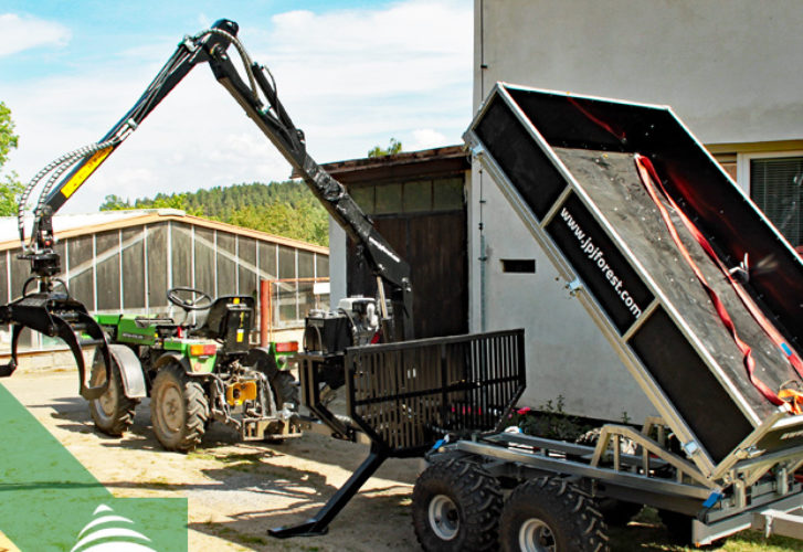 Malotraktor a vyvážečka Vahva Jussi 2000_320 s hydraulicky sklopnou korbou