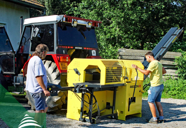 Štípací poloautomat Regon R2