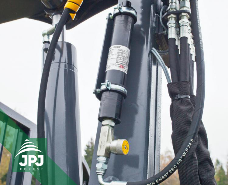 Tlumič pohybů hydraulické ruky – FARMA