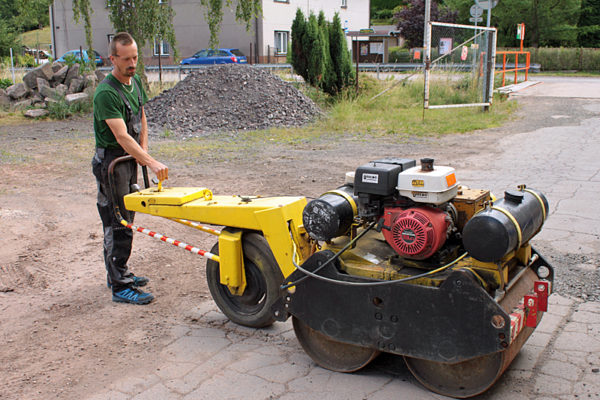Vibrační válec Agrostroj