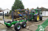 Vyvážečka Farma CT 4,6-7 D a traktor John Deere