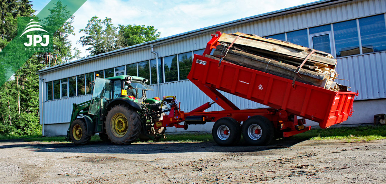 Traktorové nosiče kontejnerů Bigab – švédské kořeny, estonská kvalita